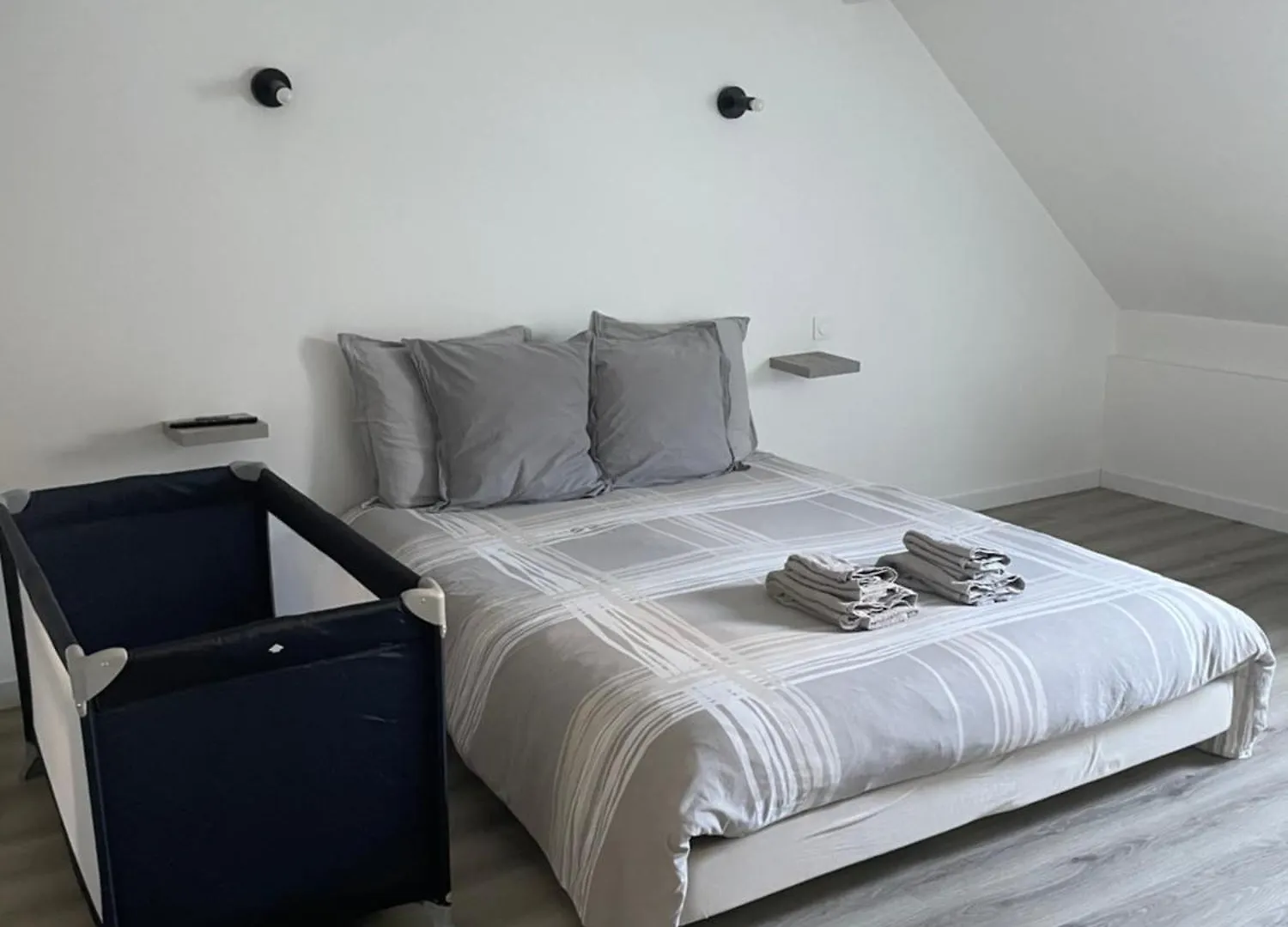 Maison Detente De 100 M2 Uniquement Couple-Famille-Travailleurs Villeparisis 0*,