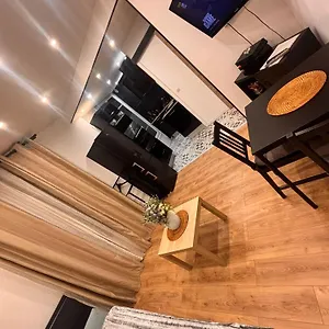  Appartement F2 Moderne Proche Paris