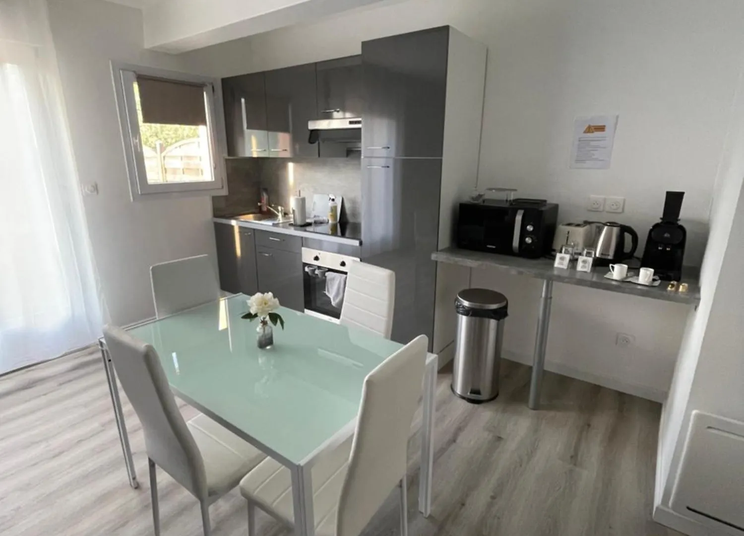 Maison Detente De 100 M2 Uniquement Couple-Famille-Travailleurs Villeparisis 0*,  France